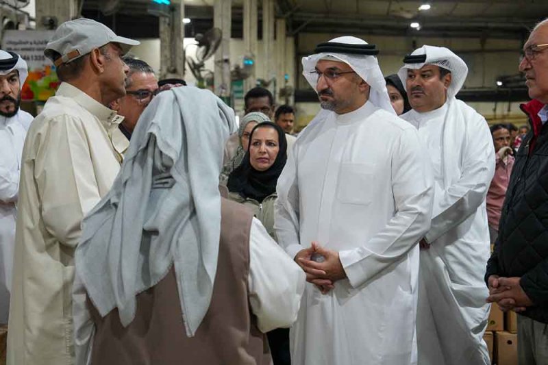وزير الصناعة والتجارة: تعزيز التعاون مع القطاع الخاص وتكثيف الرقابة لضمان وفرة السلع
