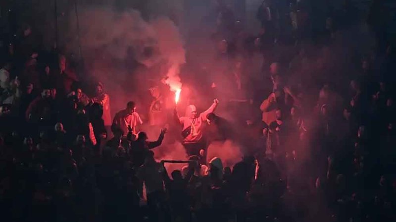 "يويفا" يمنع جماهير غلطة سراي من مباراة ليفربول