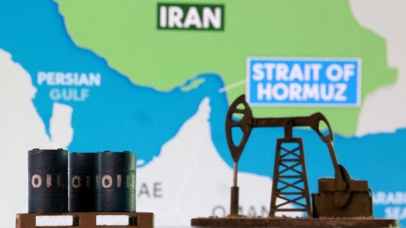 ارتفاع أسعار النفط بأكثر من 2% وسط اتساع حرب إيران