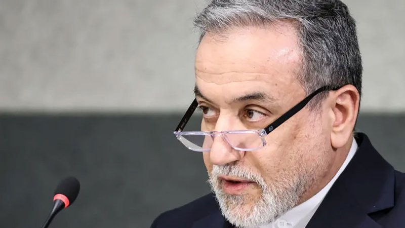 عراقجي: واشنطن "ستندم" على إغراق الفرقاطة الإيرانية قبالة سريلانكا