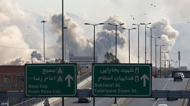 “بوليتيكو”: حرب إيران قد تستمر حتى سبتمبر