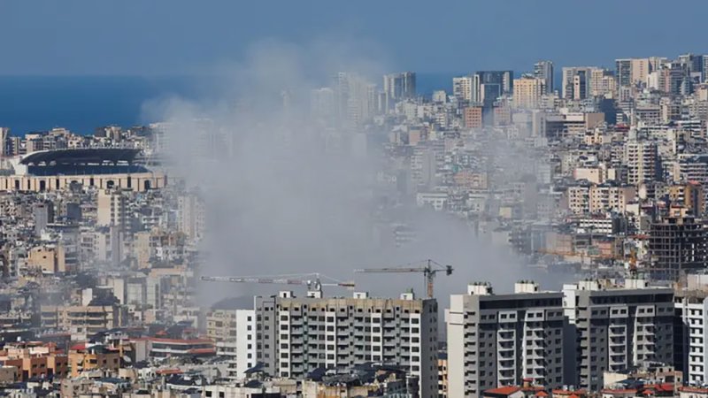إسرائيل تكثف هجماتها على لبنان.. وارتفاع عدد القتلى إلى 77