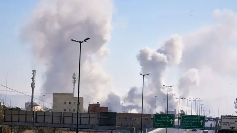 رويترز: إسرائيل ستقصف مواقع إيرانية تحت الأرض بمرحلة الحرب الثانية