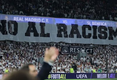 "يويفا" يعاقب ريال مدريد بسبب تحية نازية لأحد مشجعيه