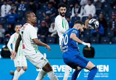 بنزيمة يقود الهلال إلى فوز كبير على النجمة