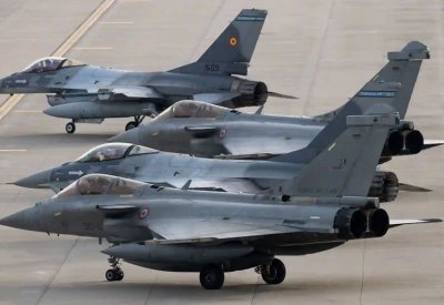 مسؤول إماراتي: الدعم الفرنسي كان ممتازا ومقاتلات رافال تحركت منذ اليوم الأول