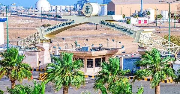 السعودية تحوّل ملايين البراميل إلى البحر الأحمر لضمان إمدادات النفط العالمية