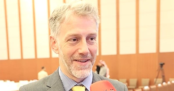 سفير المملكة المتحدة: تسيير طائرات بريطانية للدفاع عن سماء البحرين