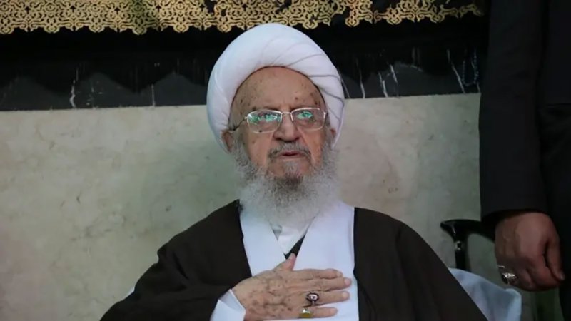 مرجع إيراني بارز يدعو إلى اختيار قائد أعلى فورا بعد مقتل خامنئي