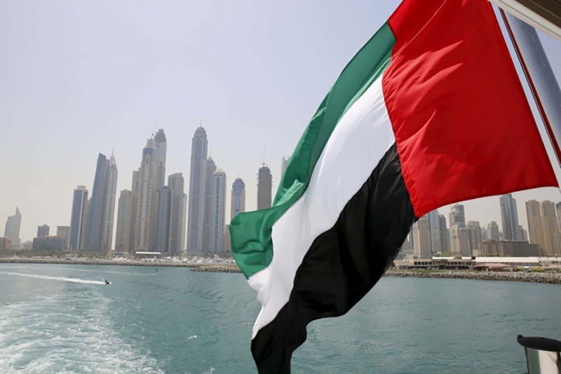 دولة الإمارات تؤكد استقرار الإمدادات الغذائية ووفرة السلع في الأسواق وتدعو المستهلكين لعدم التخزين