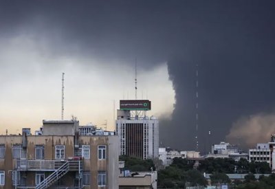 نفط طهران يشتعل.. والحرس الثوري يتوعد الاستمرار بالحرب 6 أشهر