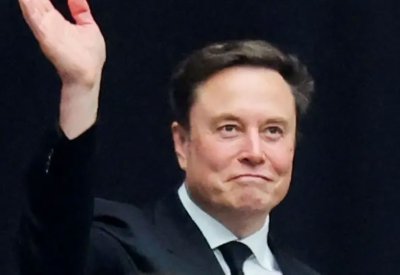 "خوارزمية ماسك".. 5 خطوات يحكم بها أغنى شخص في العالم شركاته