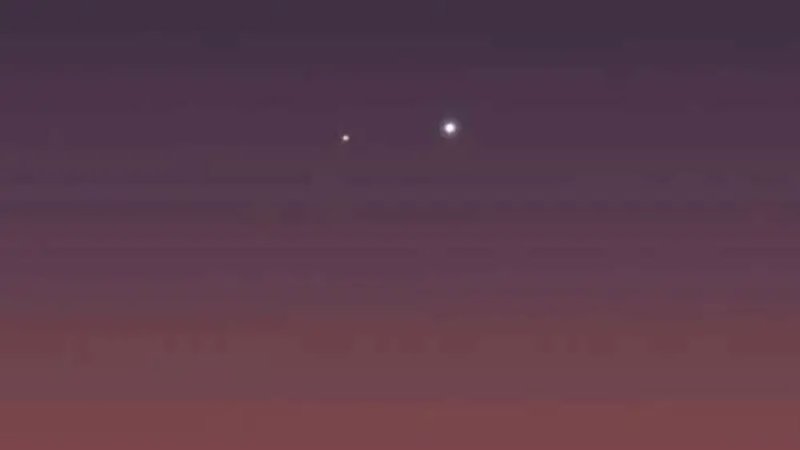 لهواة التصوير والفلك.. اقتران الزهرة وزحل في لوحة سماوية