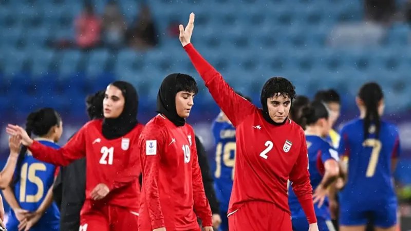 احتجاجات بعد خسارة منتخب سيدات إيران.. والشرطة تتدخل