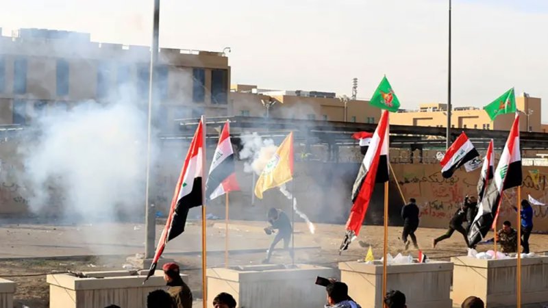 هجمات صاروخية في بغداد.. واستهداف قاعدة أميركية بأربيل