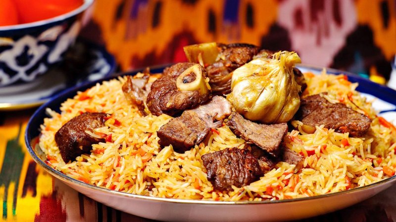 "الكبسة السعودية" طبق الوحدة والتراث في رمضان