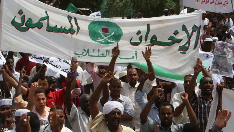 شبكات الإخوان في السودان.. ما هي وكيف تهيمن على الدولة؟