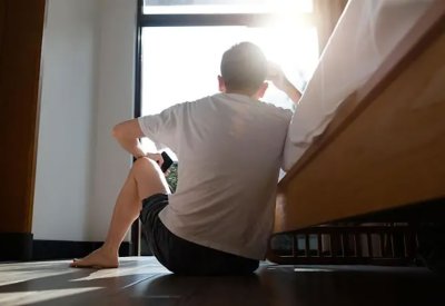 سبب المعاناة من الوحدة المزمنة.. علم النفس يفسر