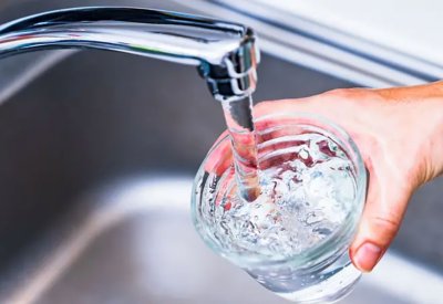 بريطانيا.. اكتشاف جرثومة قاتلة تنتقل عبر صنابير المياه في لندن