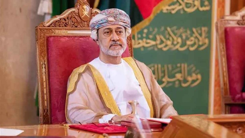 سلطان عُمان لـ الرئيس الإيراني: سنتخذ الإجراءات كافة للحفاظ على أمننا واستقرارنا