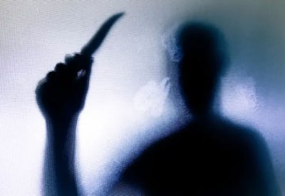 تخفيف عقوبة رجل قتل زوجته وشقيقتها بـ60 طعنة يثير جدلا واسعا بتركيا
