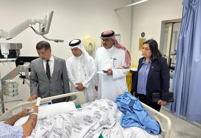 وفد من "الوطنية لحقوق الإنسان" يزور مصابي سترة في مجمع السلمانية الطبي