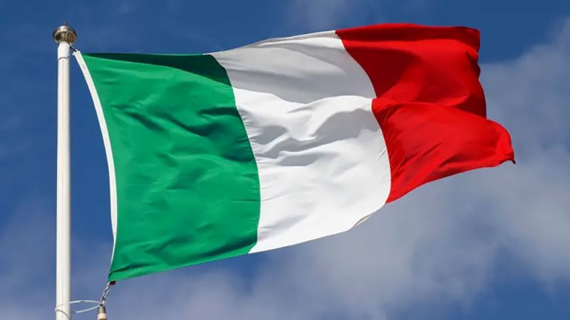 إيطاليا تفرج عن 9 ملايين برميل نفط من الاحتياطي الاستراتيجي