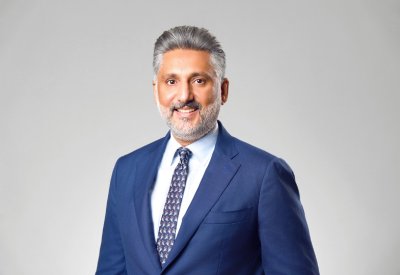 ياسر الشريفي: “البحرين والكويت” يواصل تقديم خدماته عبر الفروع والتطبيقات الرقمية