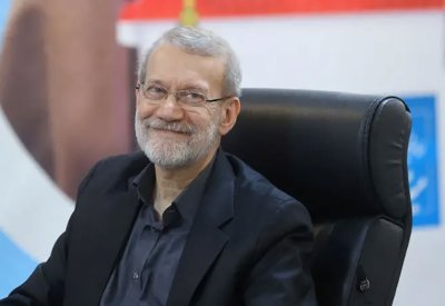 صورة لآخر رسالة كتبها لاريجاني بخط يده.. على حسابه في إكس