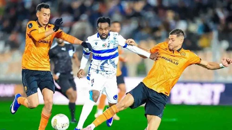 الهلال يفتح النار على حكم مباراة نهضة بركان