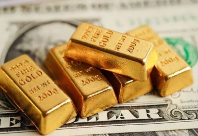 الذهب يتراجع مع تقييم المستثمرين لتداعيات صراع الشرق الأوسط