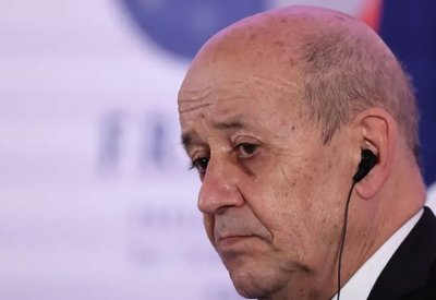 المبعوث الفرنسي: لا يمكن للبنان نزع سلاح حزب الله تحت القصف
