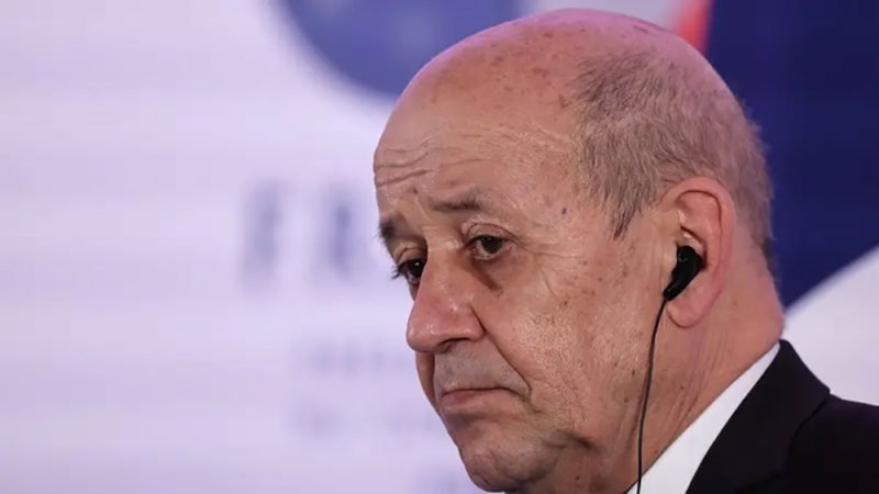 المبعوث الفرنسي: لا يمكن للبنان نزع سلاح حزب الله تحت القصف