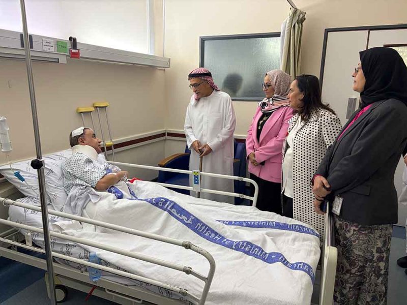رئيس المجلس الأعلى للصحة يزور مجمع السلمانية الطبي للاطمئنان على المصابين جراء الاعتداءات الإيرانية الآثمة