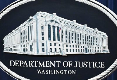 أميركا تفكك شبكة سيبرانية إيرانية لاستهداف صحفيين ومعارضين