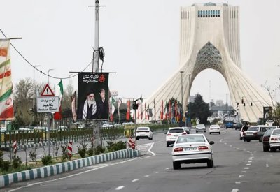 إيران تناقض ترامب.. وتنفي وجود اتصال مباشر أو غير مباشر مع أميركا