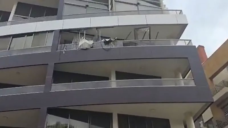 غارات وإنذارات بالإخلاء.. مقتل 2 باستهداف مسيرة إسرائيلية جبل لبنان