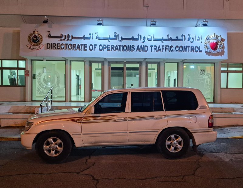 ضبط عدد من السائقين وحجز مركباتهم لمدة 60 يومًا لقيامهم بإصدار أصوات مزعجة وبث الذعر بين المواطنين والمقيمين والإخلال بالسكينة العامة