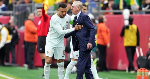 بعد المباراة المثيرة بين البرازيل وفرنسا.. أنشيلوتي 