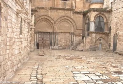 إسرائيل تمنع إقامة قداس أحد الشعانين في كنيسة القيامة بالقدس