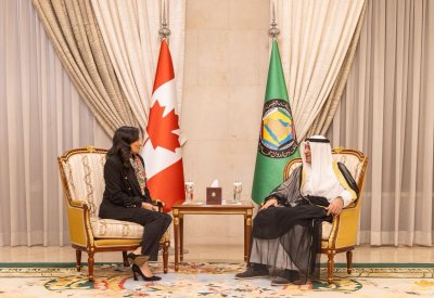 البديوي يستقبل وزيرة خارجية كندا لمناقشة مستجدات الأوضاع الإقليمية وبحث تداعيات التصعيد الخطير الذي تشهده المنطقة