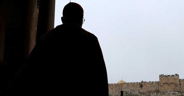 قرار إسرائيل منع إقامة قداس أحد الشعانين يثير جدلا واسعا