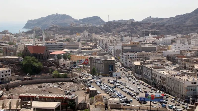 مخاوف باليمن من تبعات اقتصادية بعد دخول الحوثيين الحرب دعما لإيران