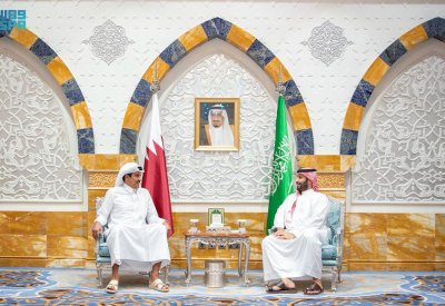 سمو ولي العهد السعودي يلتقي أمير دولة قطر ويبحثان مستجدات الأوضاع الإقليمية