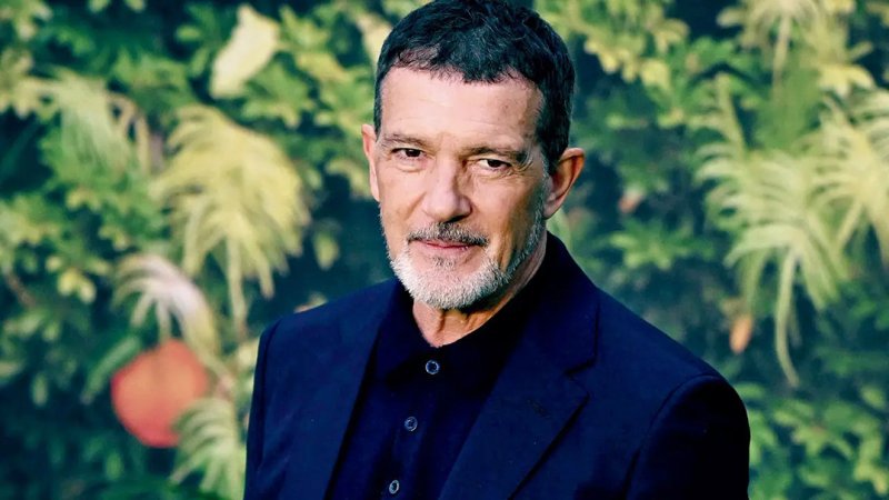 أنطونيو بانديراس: هوليوود محطة مضت.. والمسرح في إسبانيا هو هويتي الحقيقية