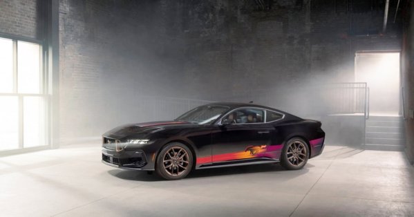 فورد تطلق نسخة TLD الحصرية من موستانج