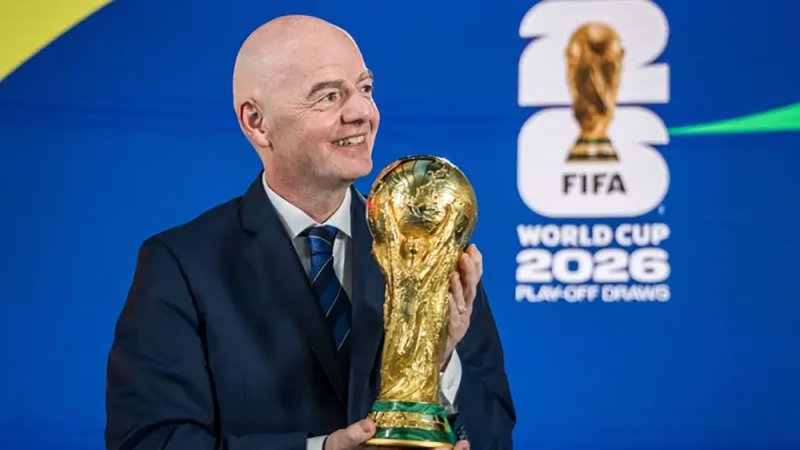 إنفانتينو يطالب إيران بالمشاركة في كأس العالم