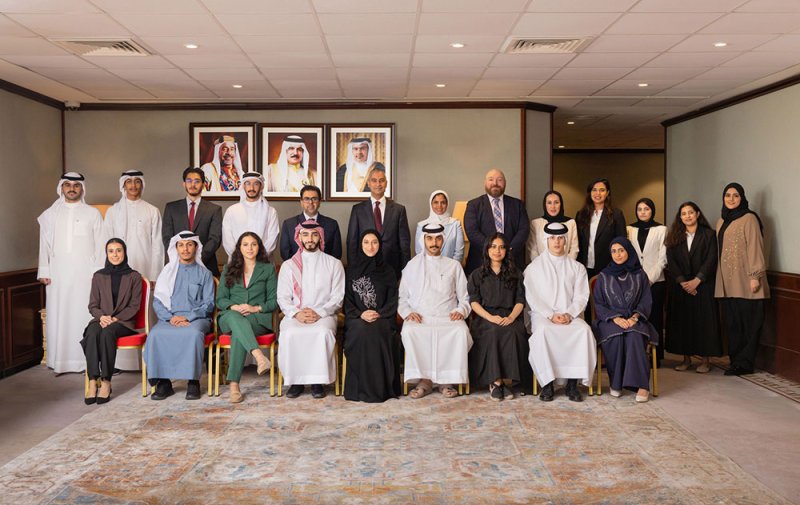 مصرف البحرين المركزي يختتم بنجاح الدفعة الأولى من برنامج تطوير الخريجين الجامعيين GP15