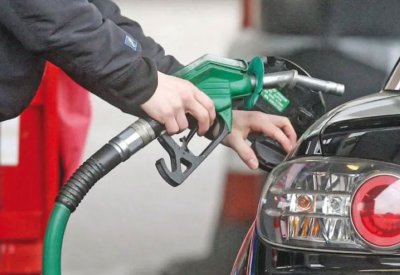 رئيس الوزراء الأسترالي يطالب الشعب بخفض استخدام الوقود
