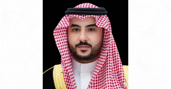 وزير الدفاع السعودي يبحث مع نظيره اليوناني التطورات الراهنة بالمنطقة